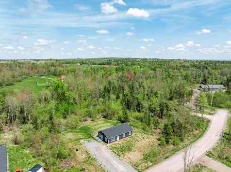 52 Lindsay Drive Levant ME 04456