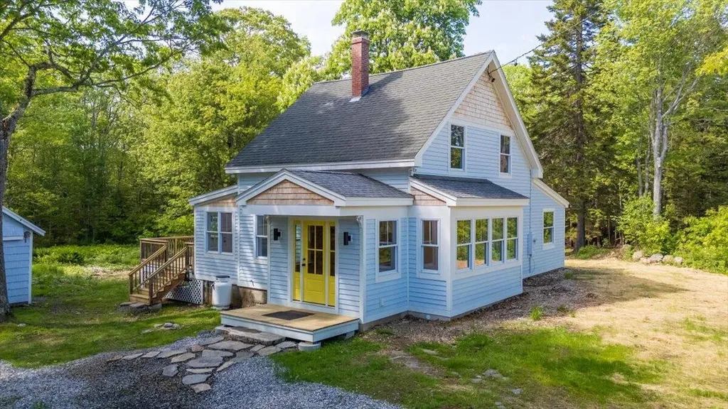 819 Pleasant Point Road Cushing ME 04563