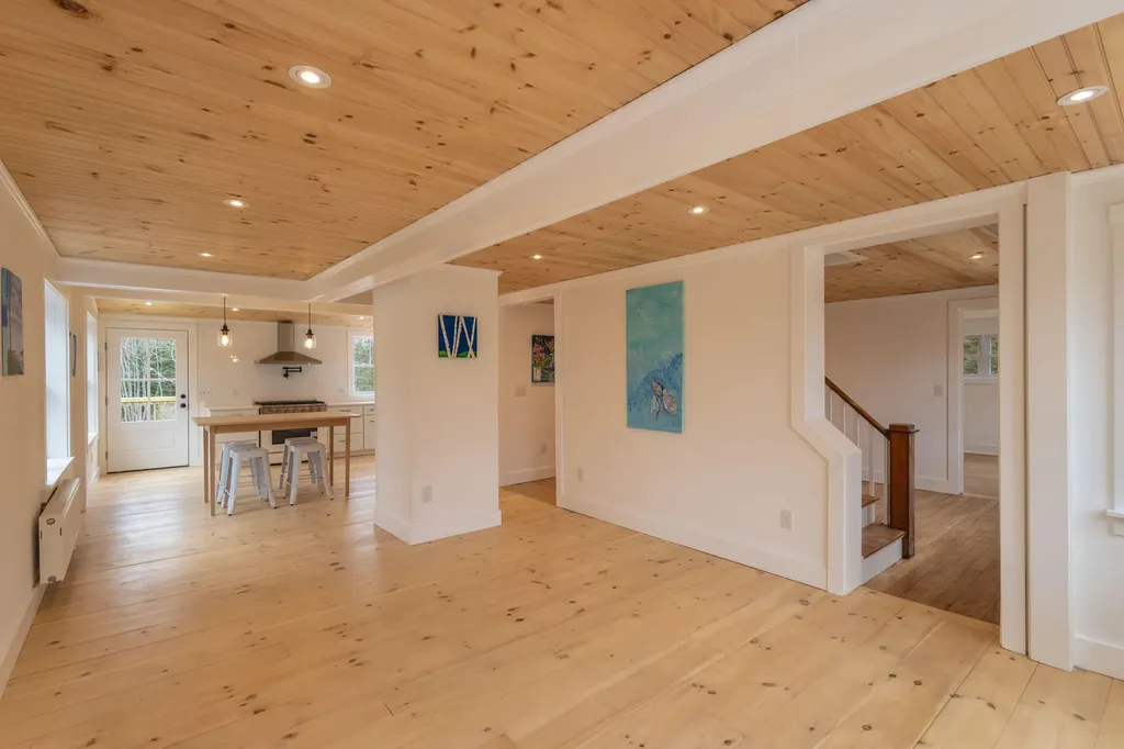 819 Pleasant Point Road Cushing ME 04563