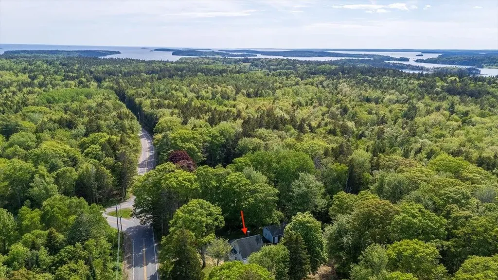 819 Pleasant Point Road Cushing ME 04563