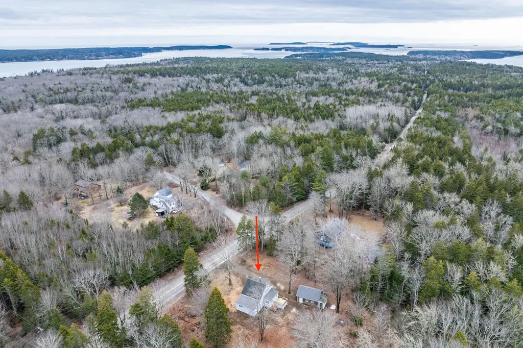 819 Pleasant Point Road Cushing ME 04563