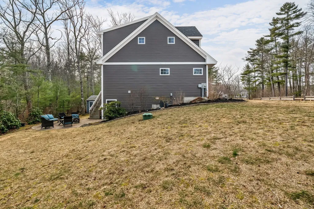 70 Rose Way Wells ME 04090