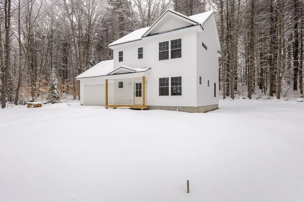 44 Quarterhorse Drive Bridgton ME 04009