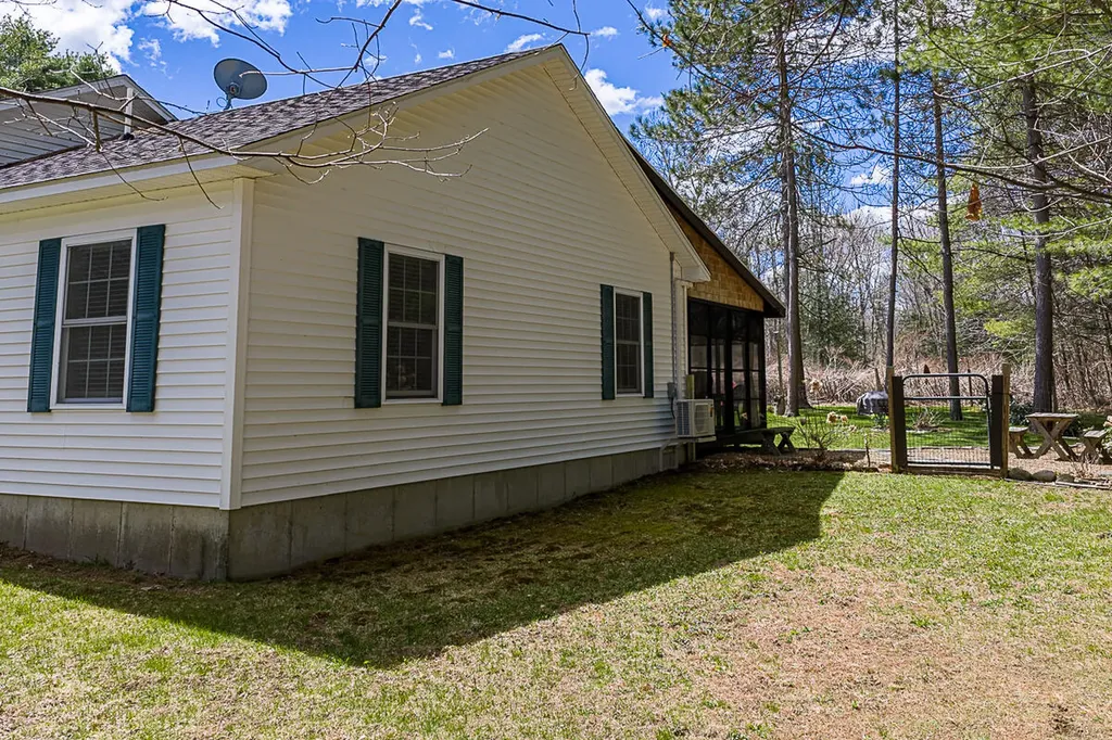722 New England Road Searsmont ME 04973