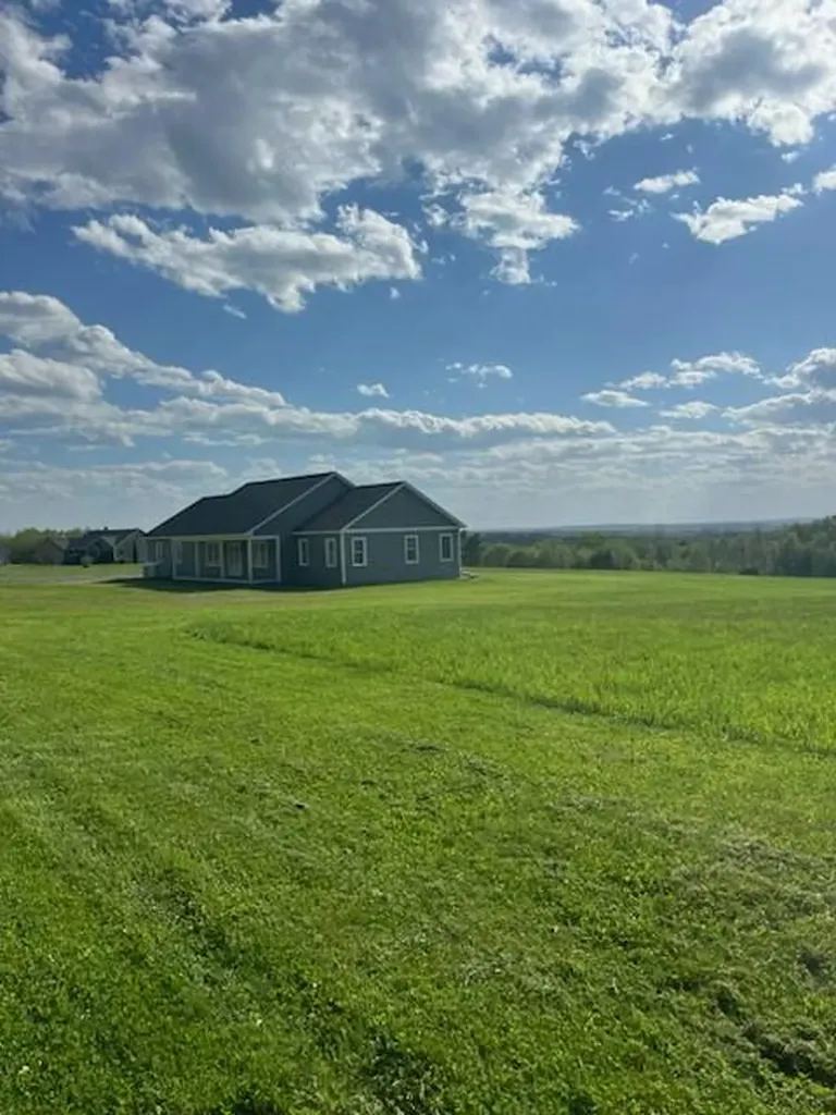 87 Yorktown Road Albion ME 04910