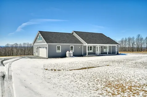 87 Yorktown Road Albion ME 04910