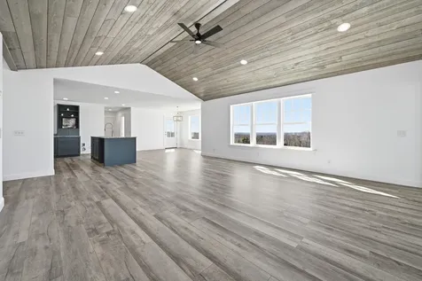 87 Yorktown Road Albion ME 04910