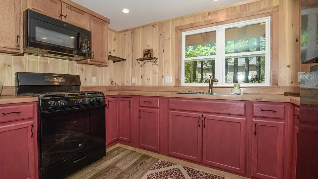 45 Crooked Way Naples ME 04055