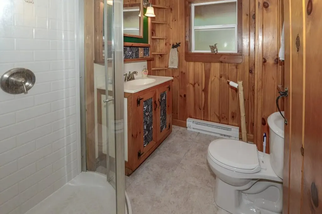 45 Crooked Way Naples ME 04055