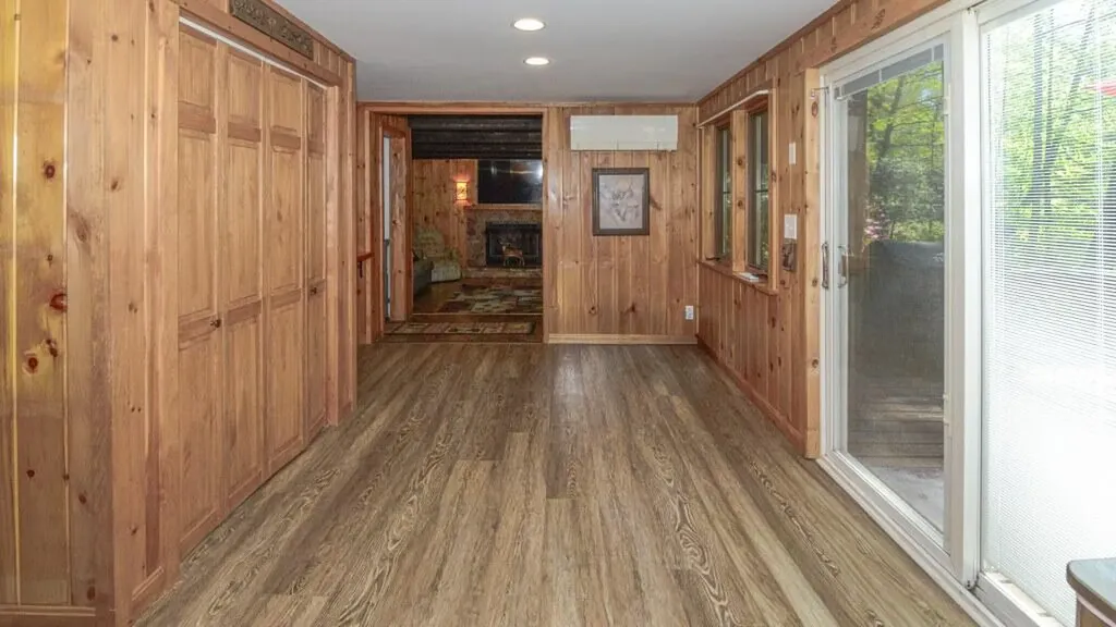 45 Crooked Way Naples ME 04055