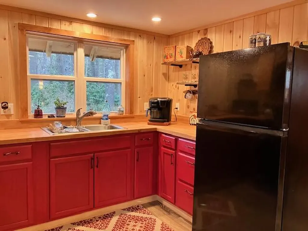45 Crooked Way Naples ME 04055