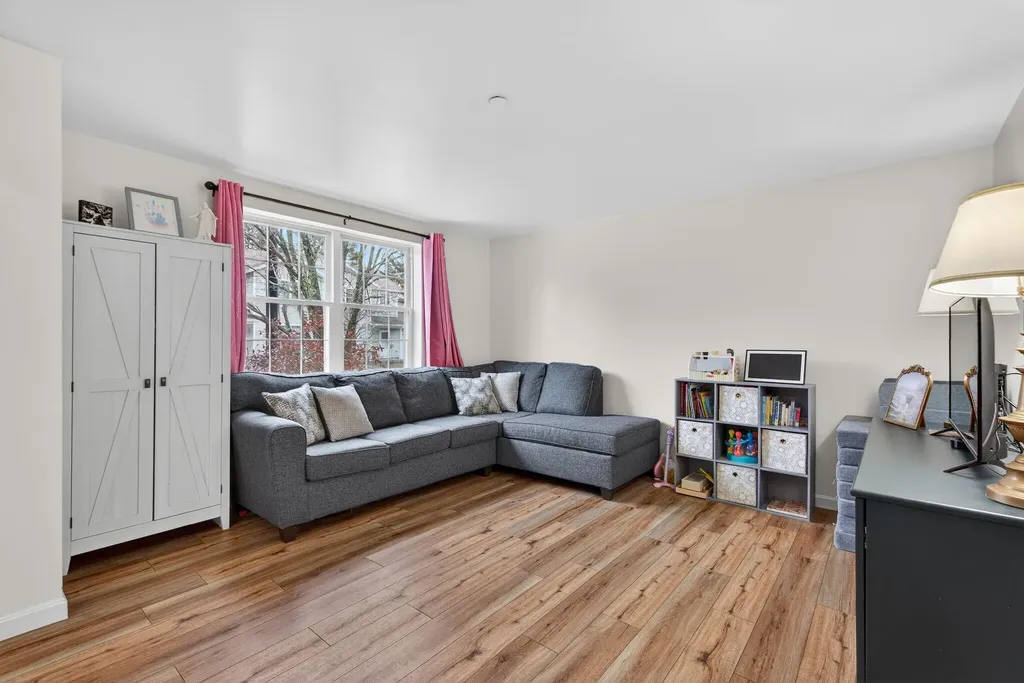 8 Enterprise Drive Brunswick ME 04011