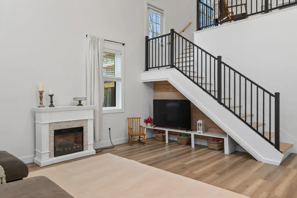 544 Whitefield Road Pittston ME 04345