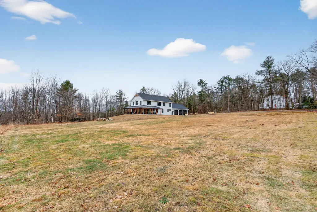544 Whitefield Road Pittston ME 04345