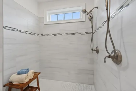 544 Whitefield Road Pittston ME 04345