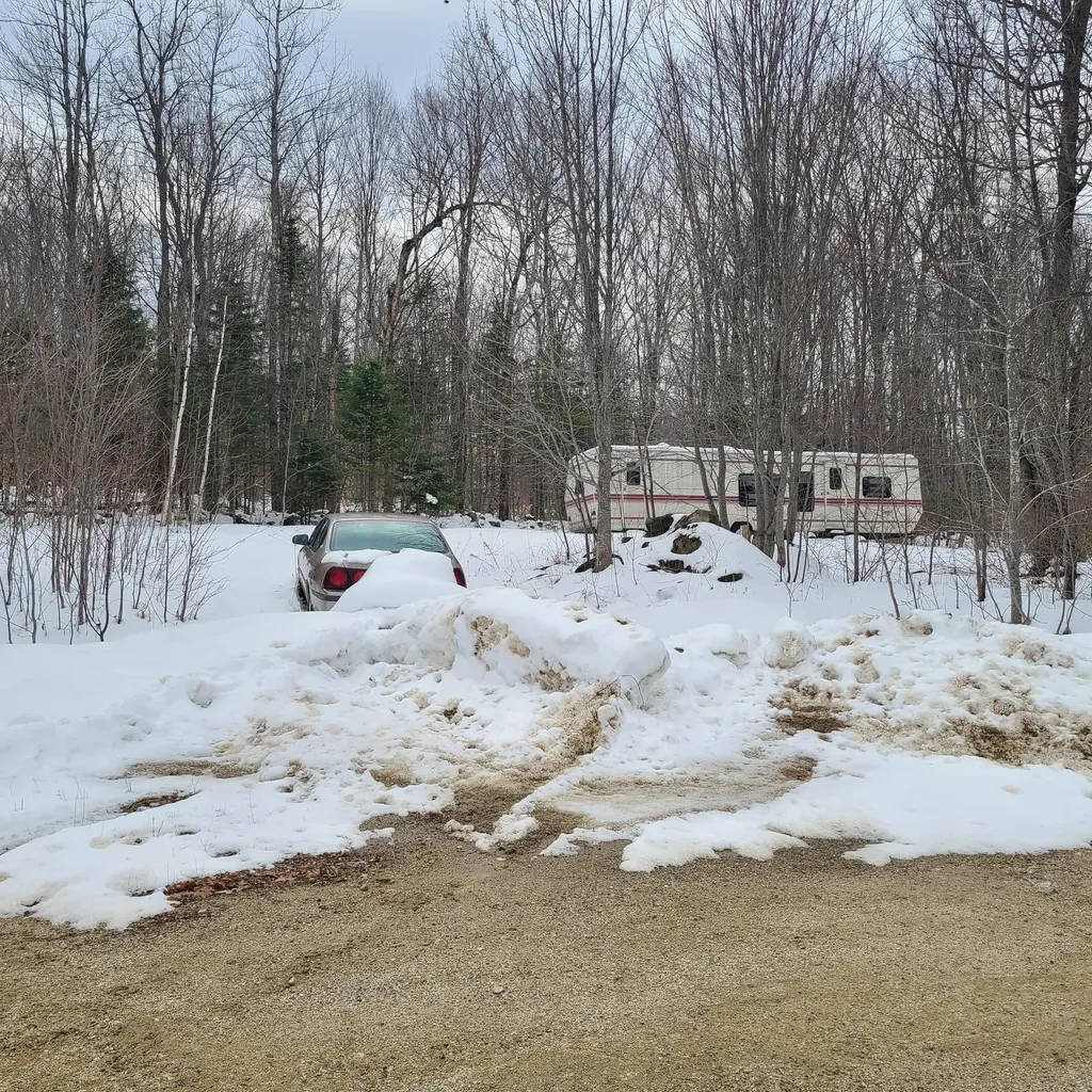 81 Dakin Lane Hartford ME 04220