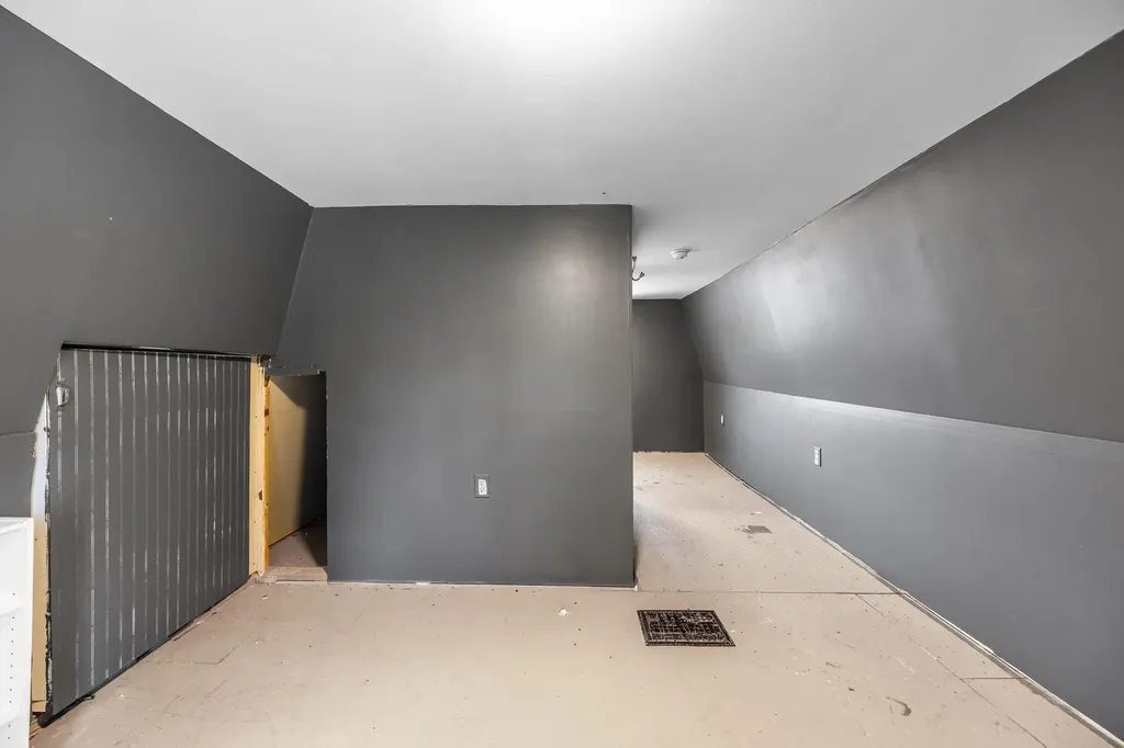 36 Northern Avenue Hampden ME 04444