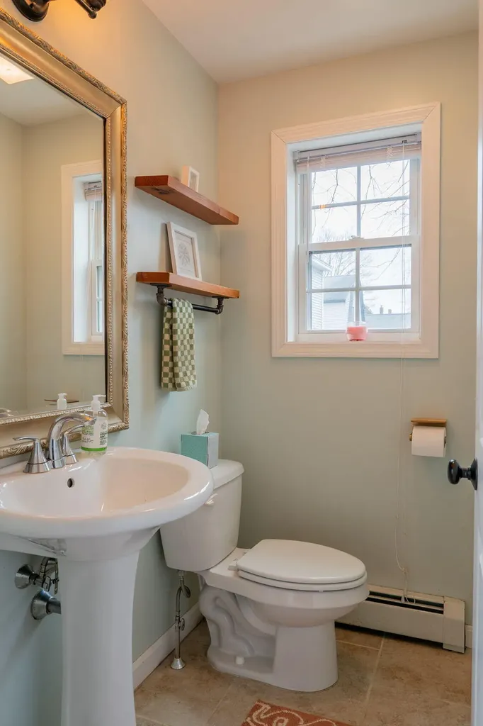 196 Spring Street Westbrook ME 04092