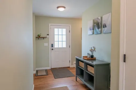196 Spring Street Westbrook ME 04092