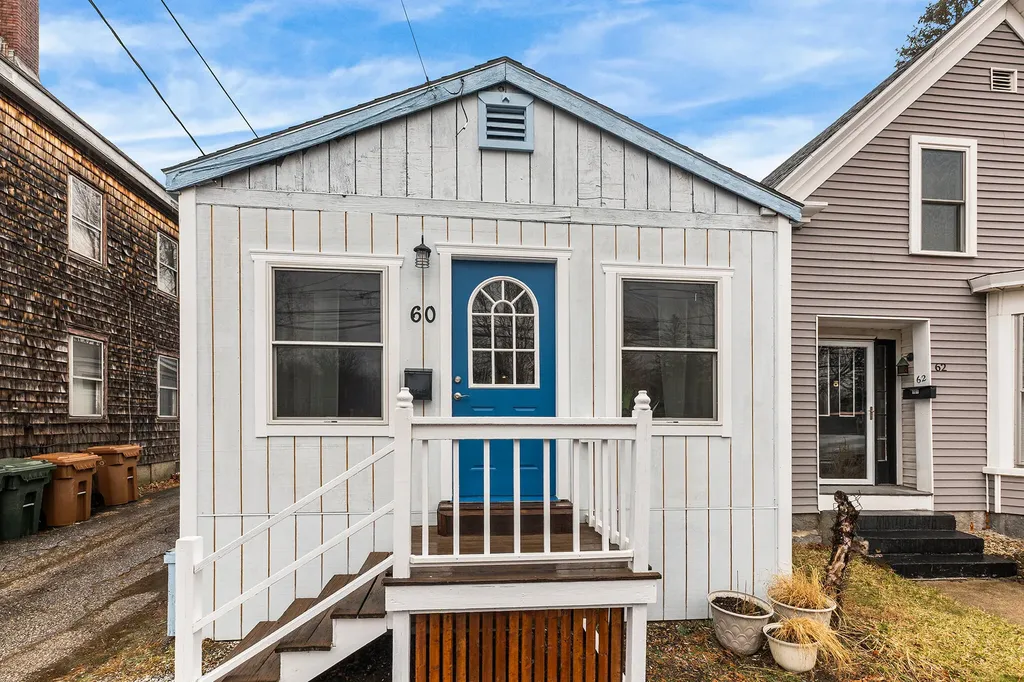 60 Beach Street Saco ME 04072