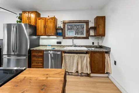 60 Beach Street Saco ME 04072