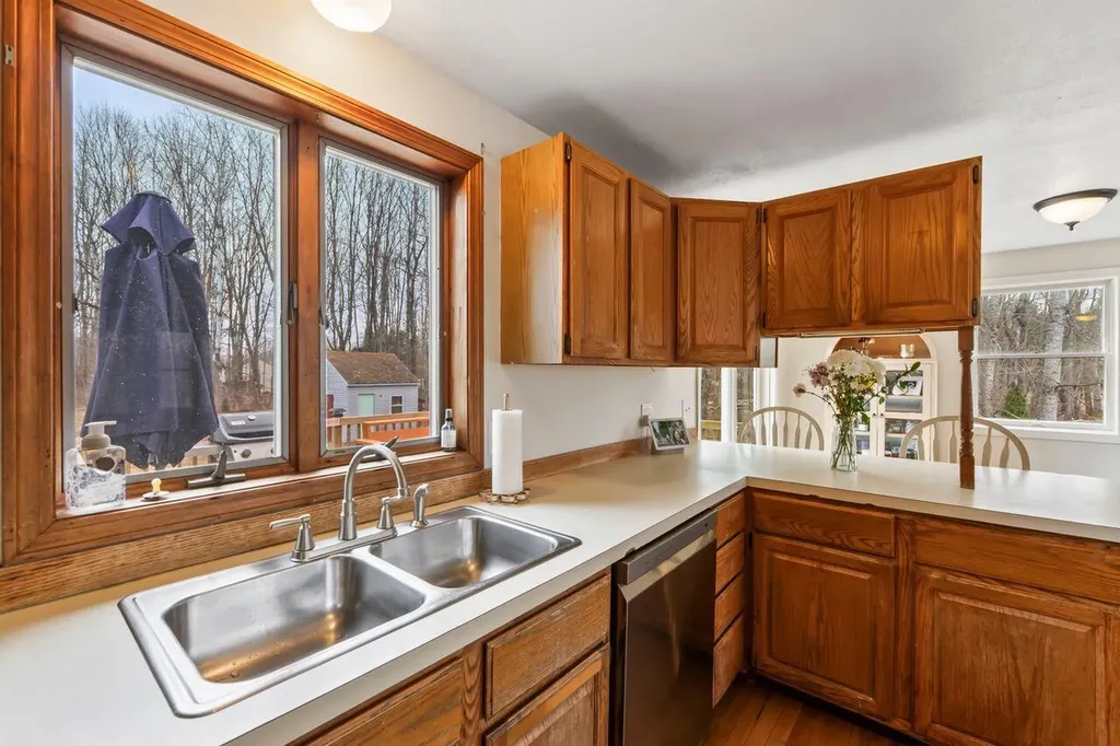 27 Oak Ridge Drive Standish ME 04084