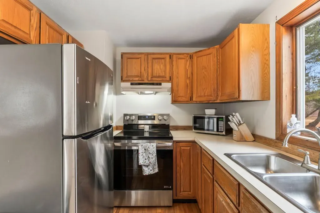 27 Oak Ridge Drive Standish ME 04084