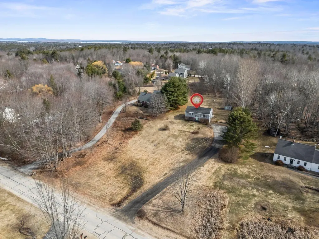 27 Oak Ridge Drive Standish ME 04084