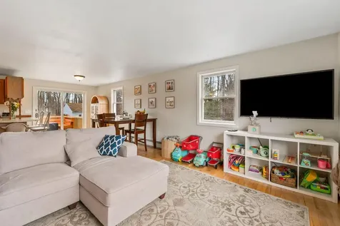 27 Oak Ridge Drive Standish ME 04084