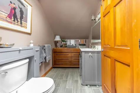 10 Pleasant Street Winterport ME 04496