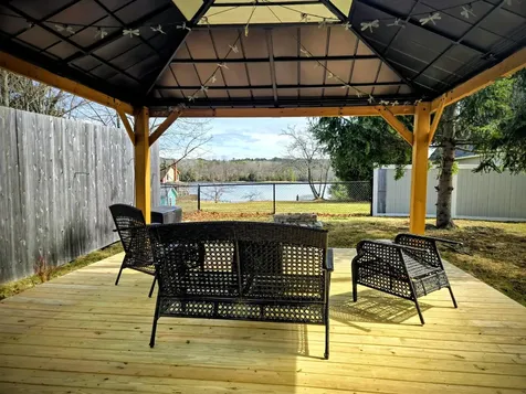 10 Pleasant Street Winterport ME 04496