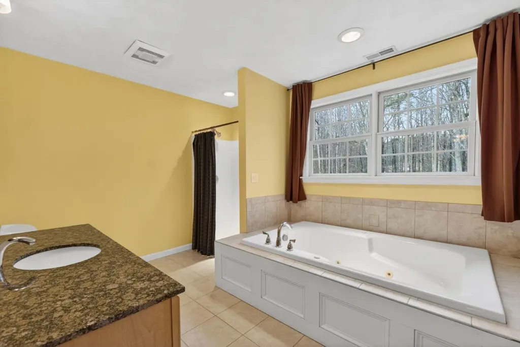 223 Bolt Hill Road Eliot ME 03903