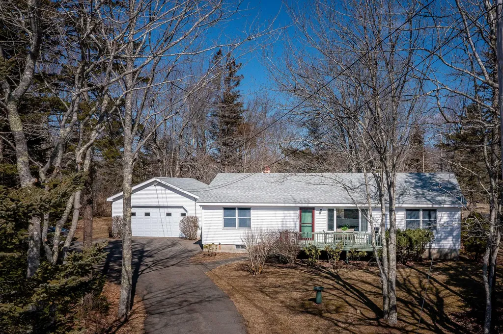 627 Port Clyde Road Saint George ME 04860