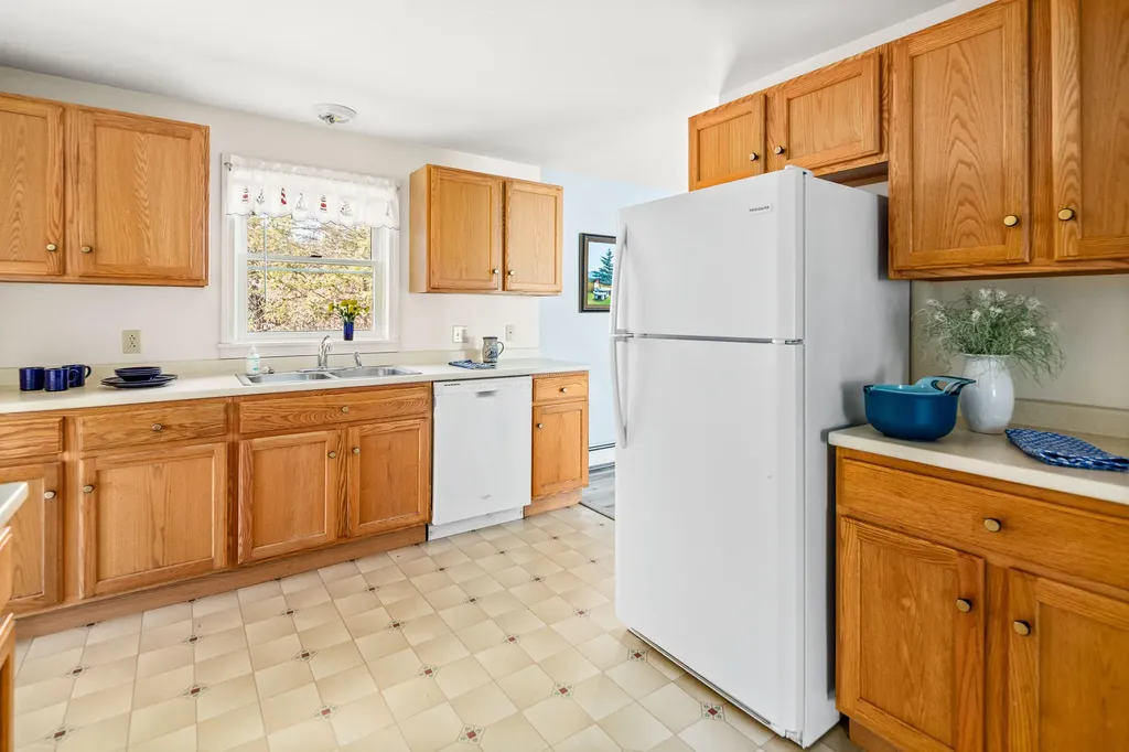 627 Port Clyde Road Saint George ME 04860