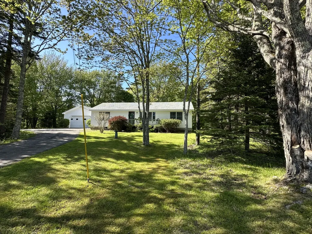 627 Port Clyde Road Saint George ME 04860