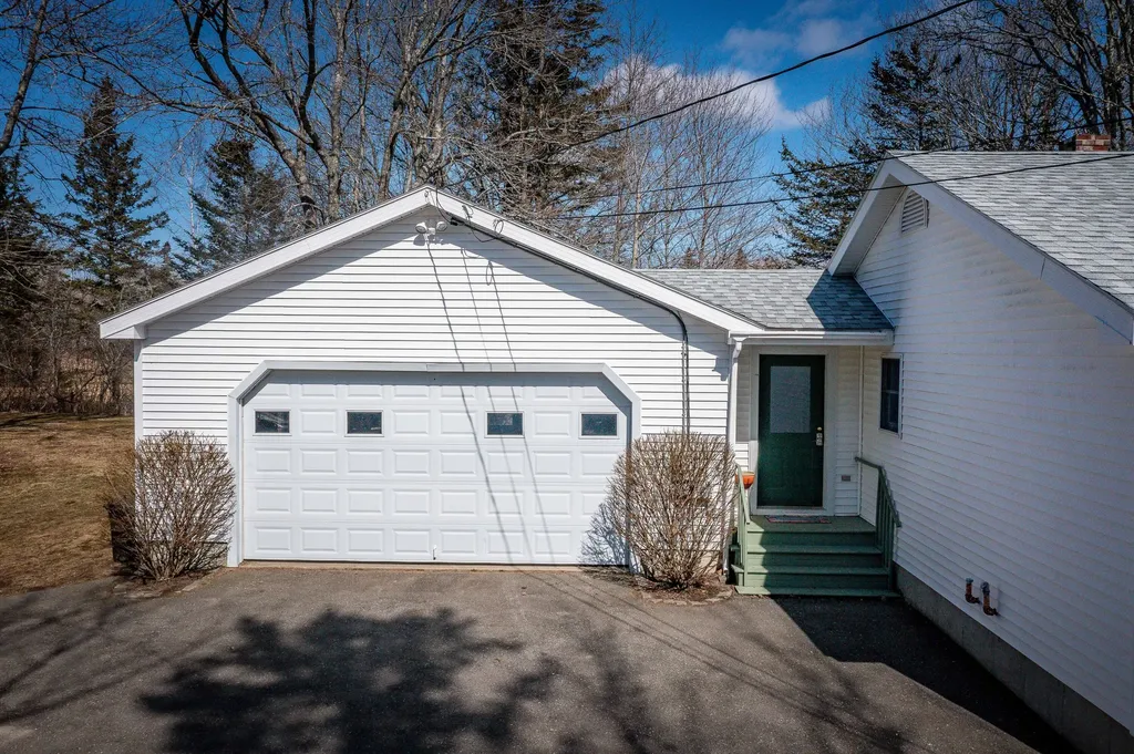 627 Port Clyde Road Saint George ME 04860