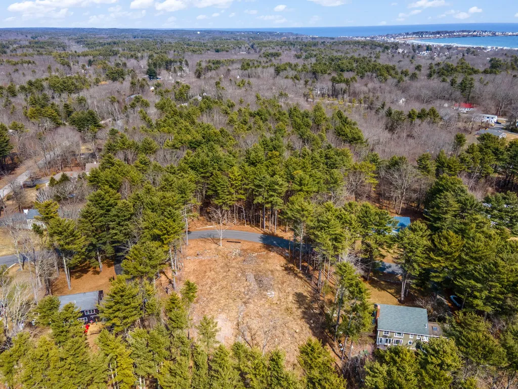 15 Candlewood Lane York ME 03909