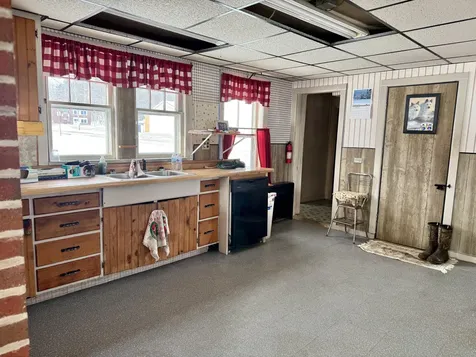 16 Heath Street Oakland ME 04963