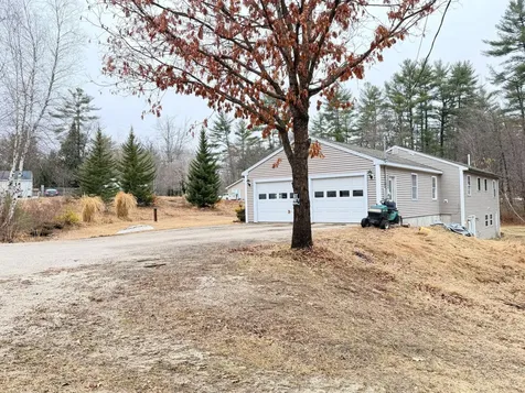 23 Tasseltop Acres Road Naples ME 04055