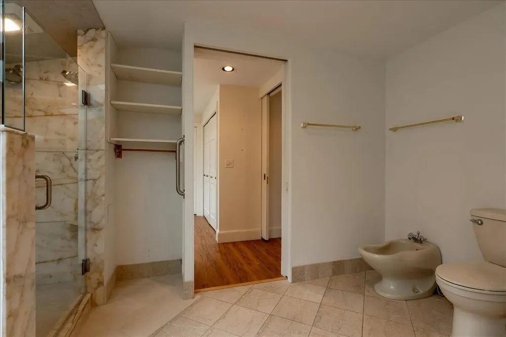 200 Mistic Avenue Rockport ME 04856