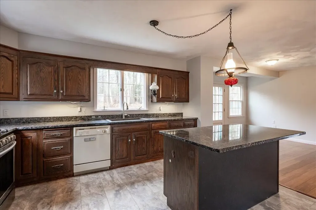 200 Mistic Avenue Rockport ME 04856