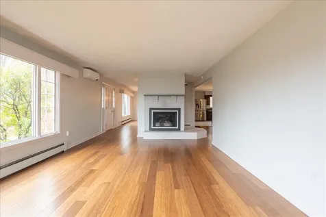 200 Mistic Avenue Rockport ME 04856