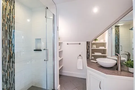 25 Howard Street Portland ME 04101