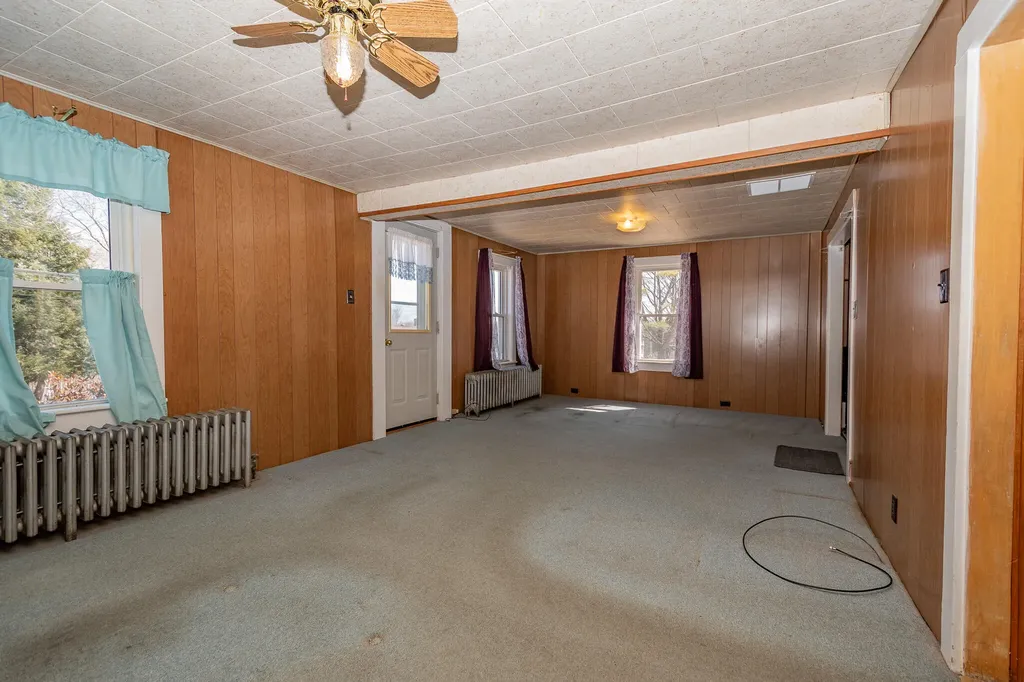 17 Daggett Street Milo ME 04463