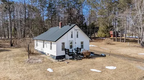 17 Daggett Street Milo ME 04463