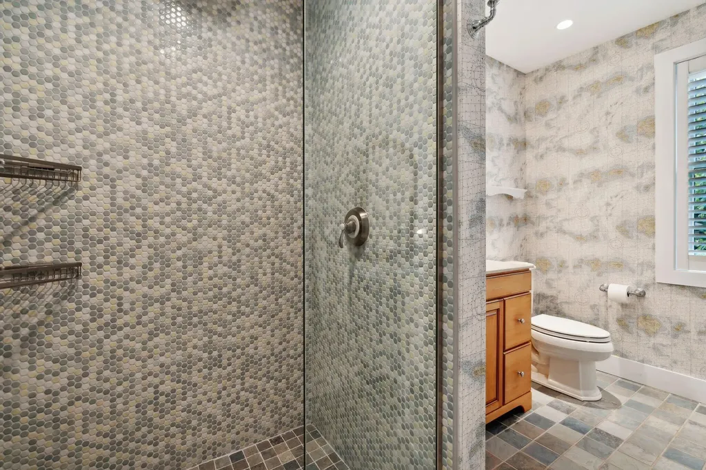 224 Ledges Road S Naples ME 04055