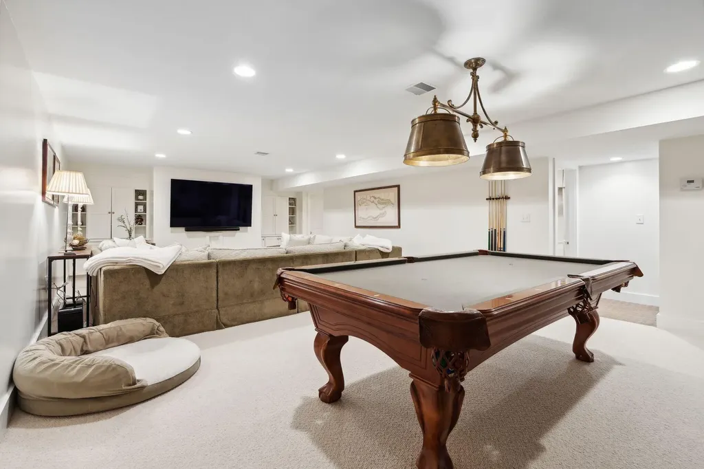 224 Ledges Road S Naples ME 04055