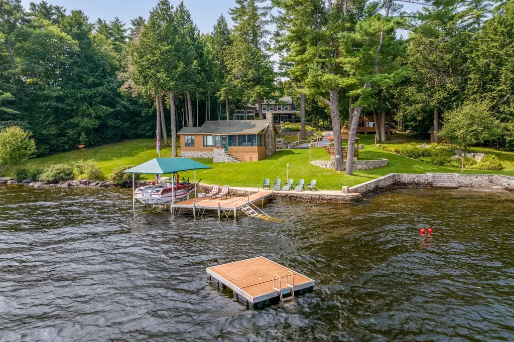 224 Ledges Road S Naples ME 04055