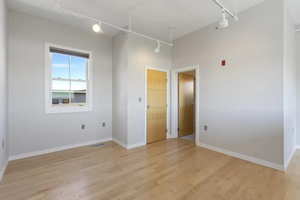 15 Brown Street Portland ME 04101
