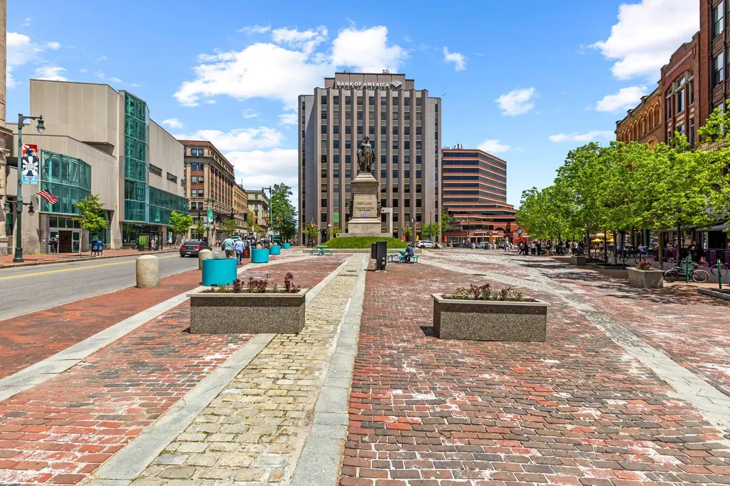 15 Brown Street Portland ME 04101